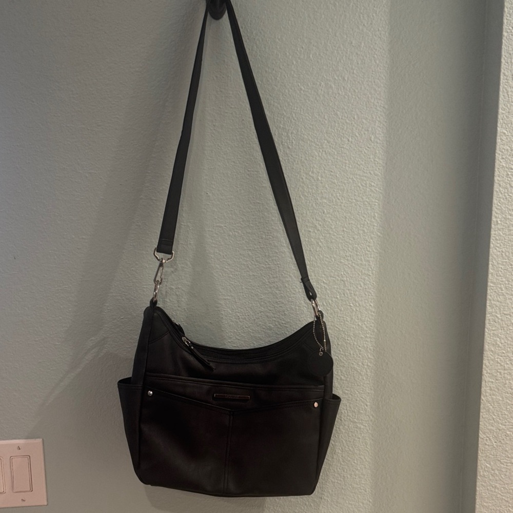 Rosetti Classic Black Shoulder Bag